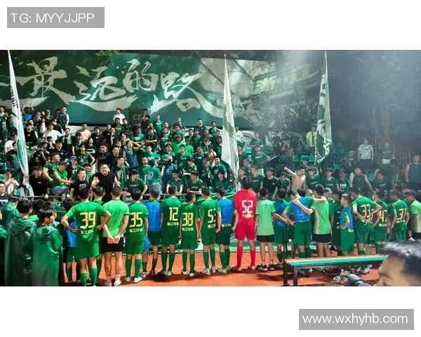 业余足球场上崛起的球星们如何用激情和努力改变命运